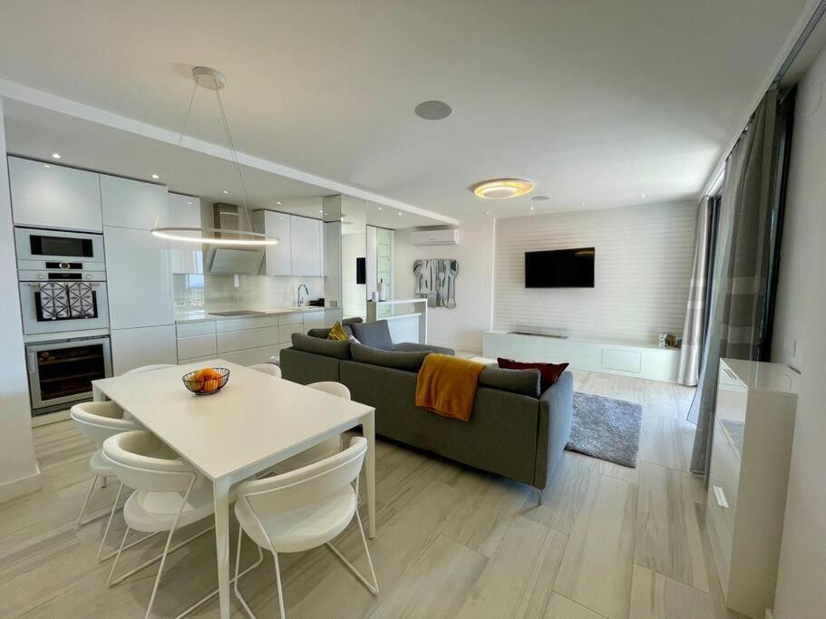 Modern 2Bdrm Apt Luxeview4- Seaview Дубровник Экстерьер фото
